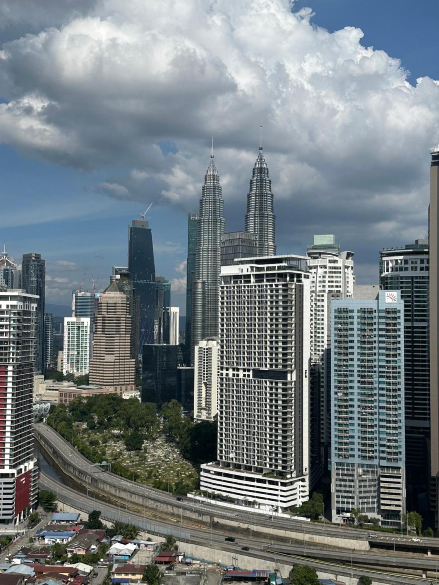 Colony Suites Klcc By Hibernate กัวลาลัมเปอร์ ภายนอก รูปภาพ