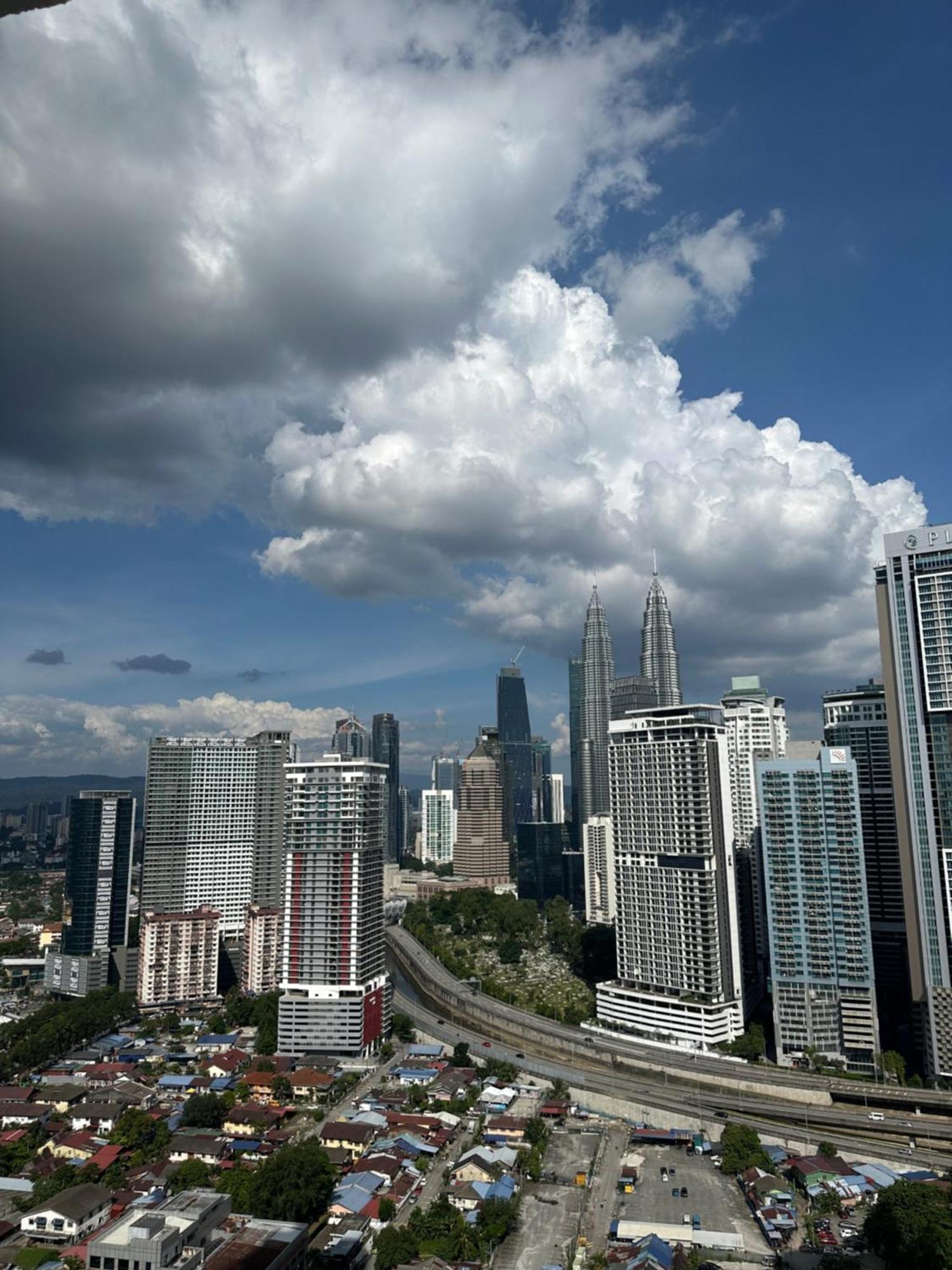 Colony Suites Klcc By Hibernate กัวลาลัมเปอร์ ภายนอก รูปภาพ